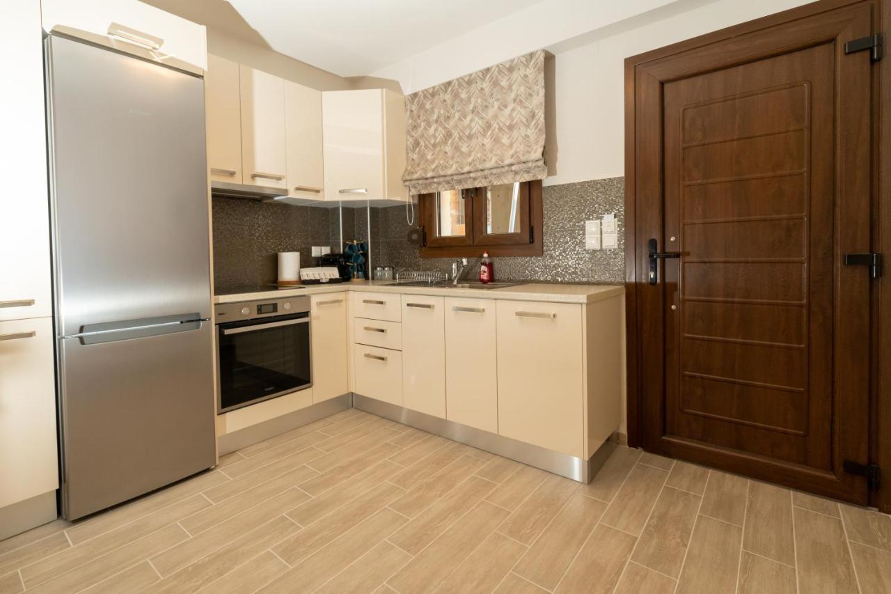 Comfy & Stylish Apt In Ioannina Apartman Kültér fotó