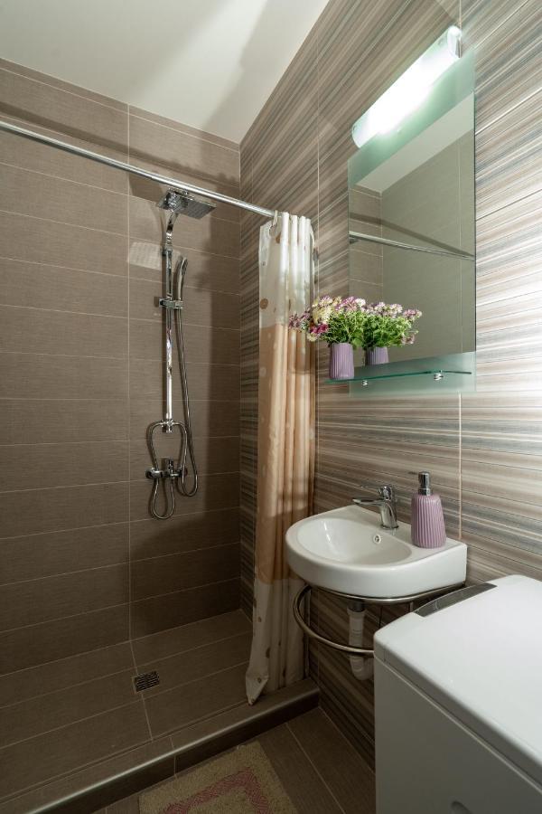 Comfy & Stylish Apt In Ioannina Apartman Kültér fotó